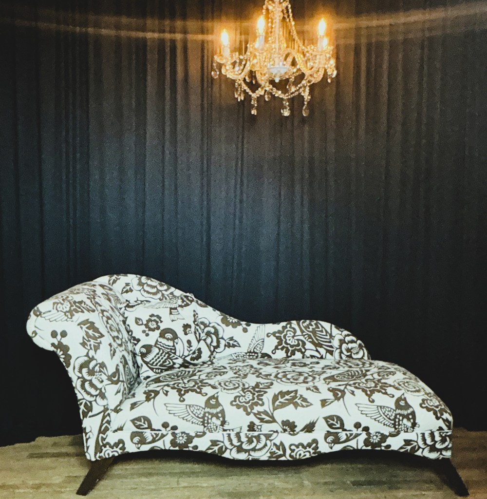 Brown Pattern Chaise