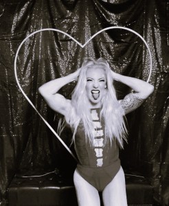 Fun Circus Photo Booth Model Gal